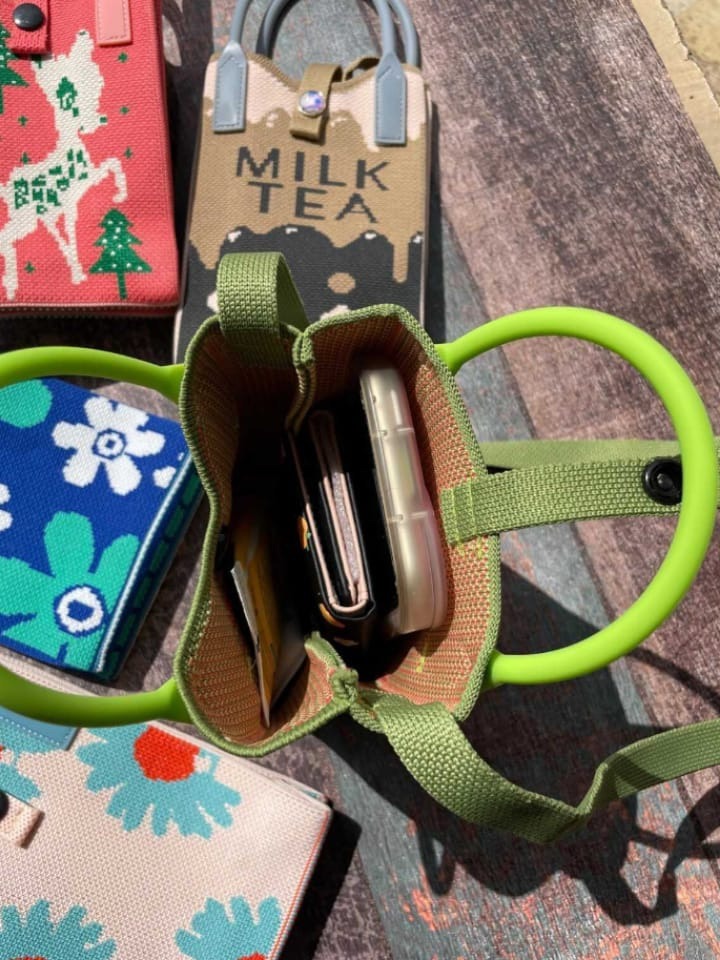 Korean Knitted Material Crossbody Cell phone Bags