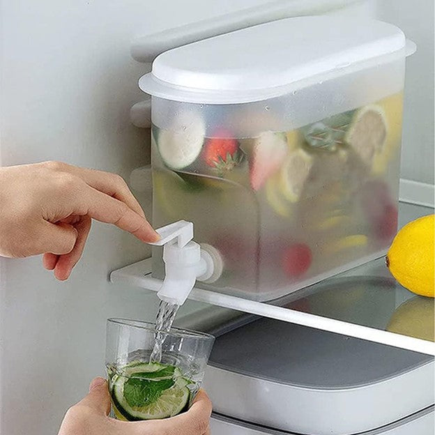 3.5L Large Capacity Cold Water Pitcher and Dispenser for Refrigerators Convenient Faucet Included