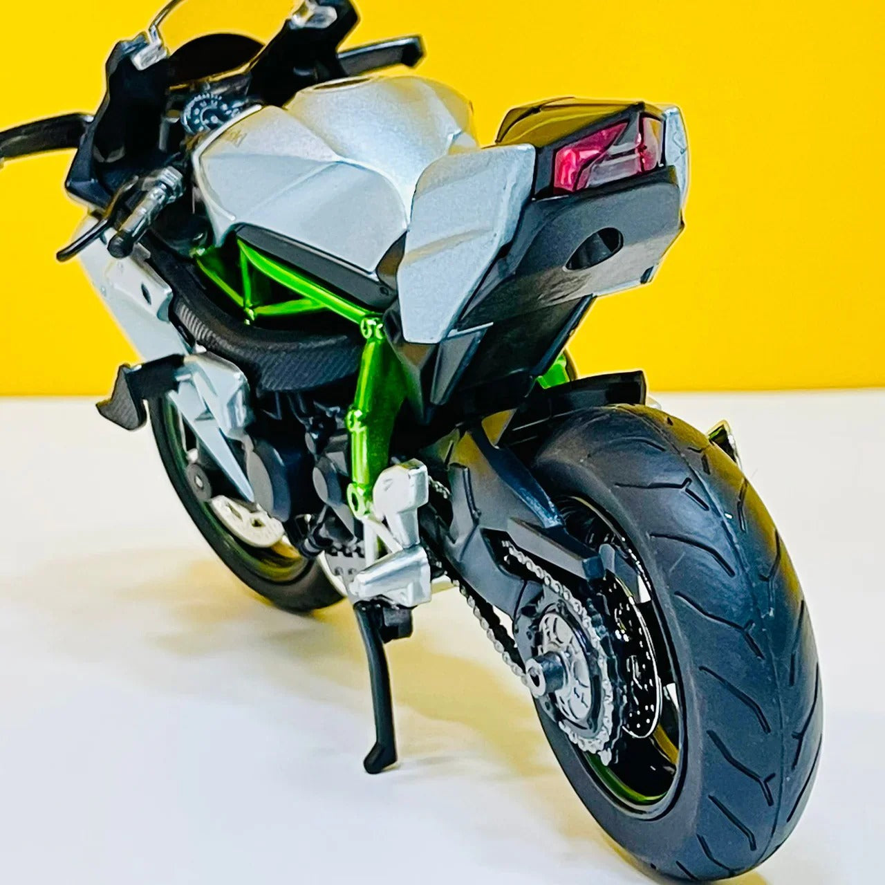 Diecast Metal Kawasaki Ninja H2R