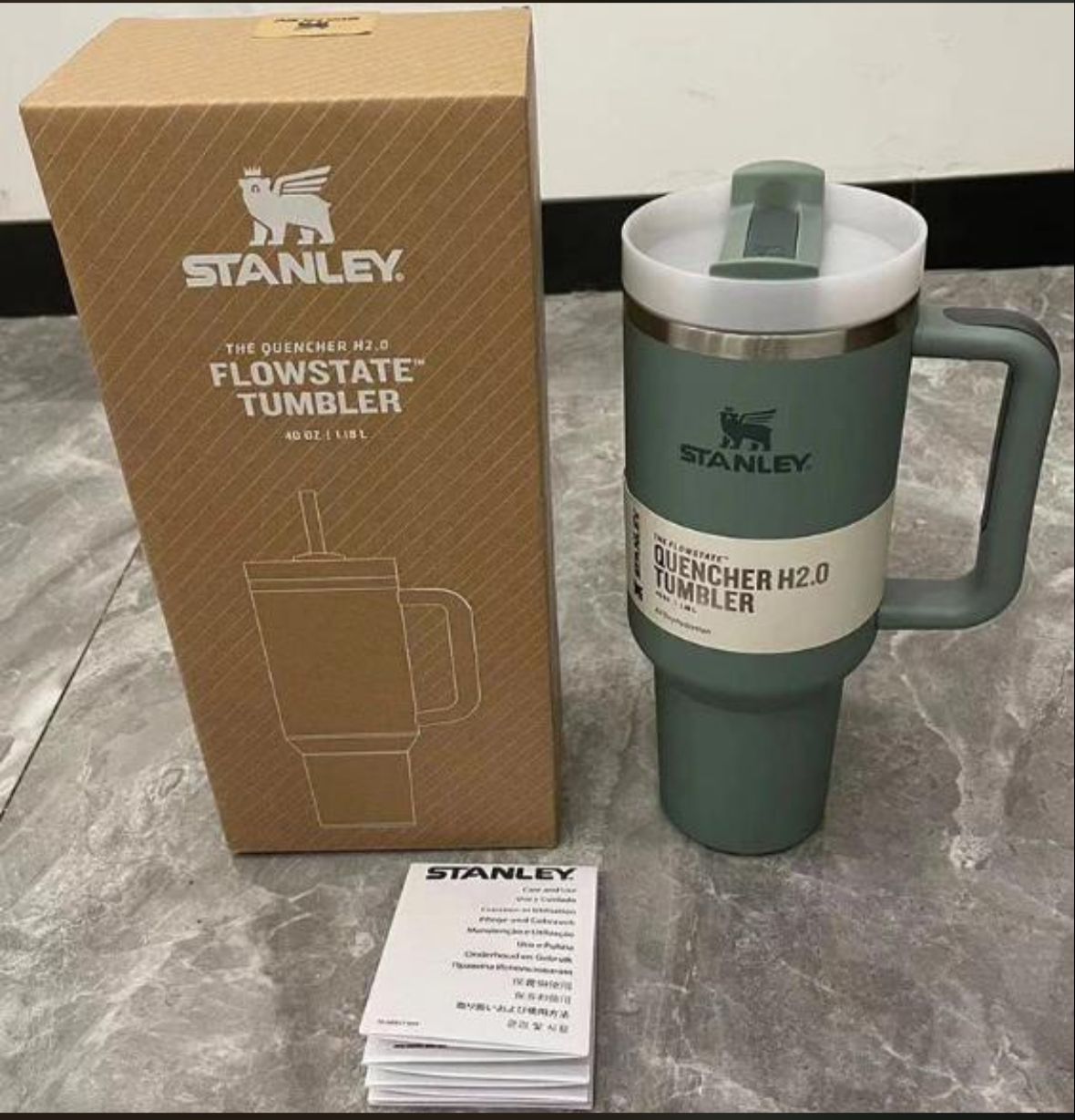 Stanley-QuencherH2.0 Flowstate Stainless Steel 40 OZ Vacuum Insulated Cup