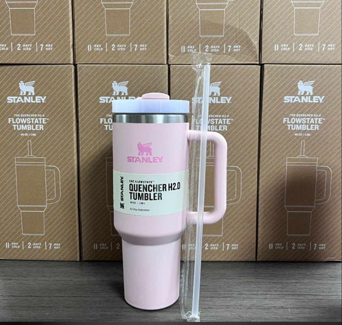 Stanley The Flowstate Quencher H2.0 40oz Tumbler Baby Pink