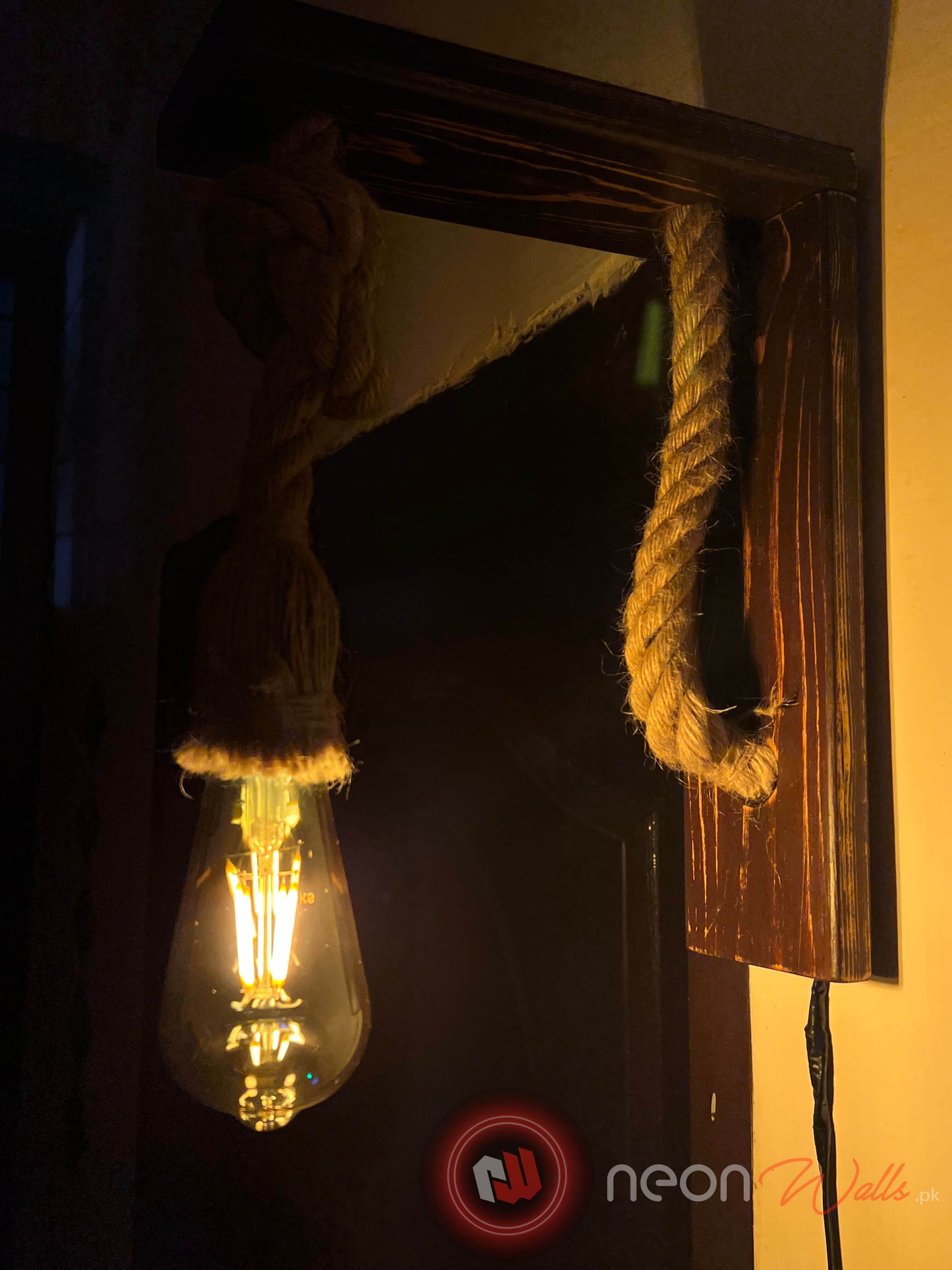 Vintage Rope Wall Lamp - Hanging Wooden Bulb Lamp